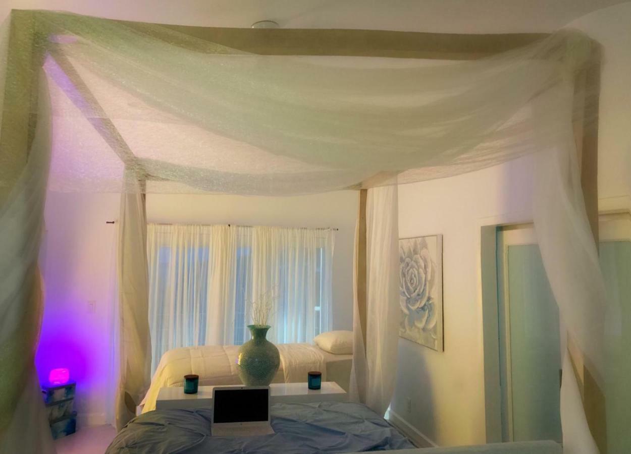Mika'S Resort Гавърнърс Харбър Екстериор снимка
